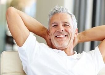 Thanks to prostatitis prophylaxis, the man has no problems with the prostate