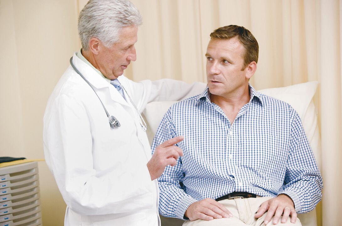 After the examination, the urologist will prescribe a comprehensive treatment procedure to the patient with prostatitis